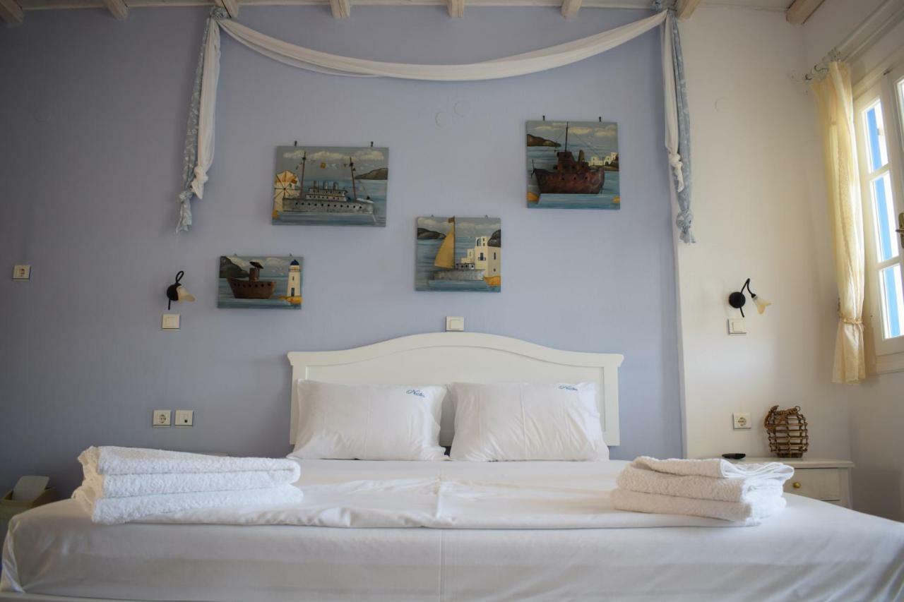 Studios Niovi Serifos Livadi  Buitenkant foto