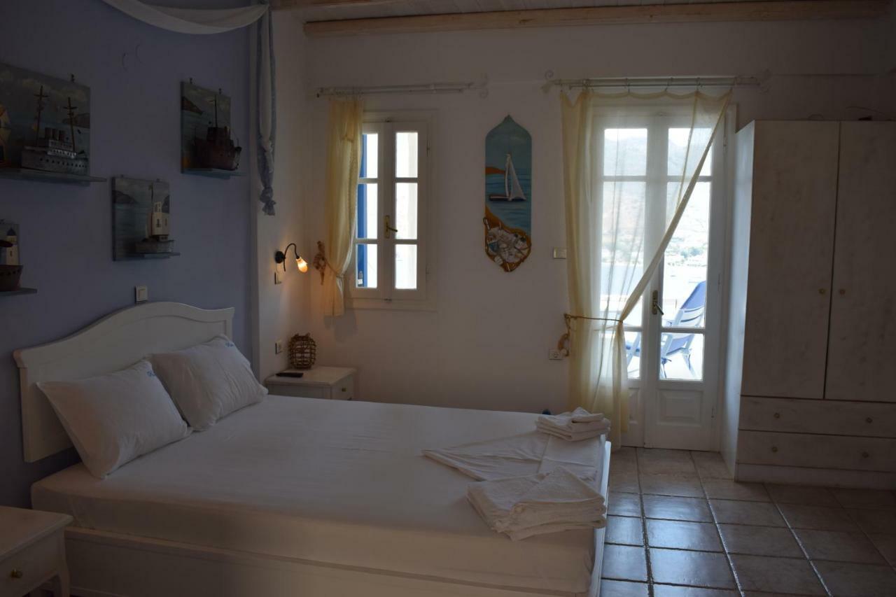Studios Niovi Serifos Livadi  Buitenkant foto